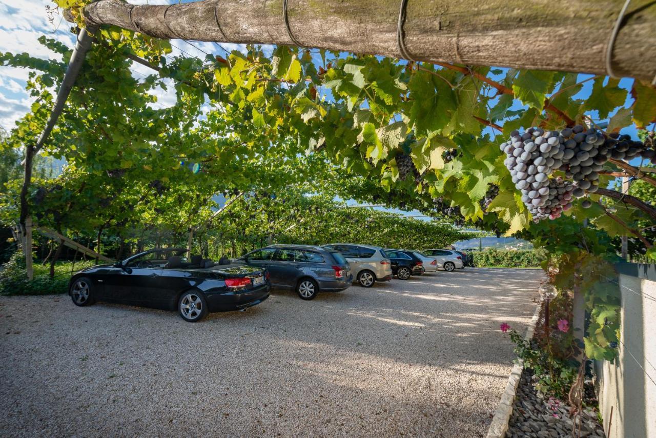 Quellenhof Apartment Термено Екстериор снимка