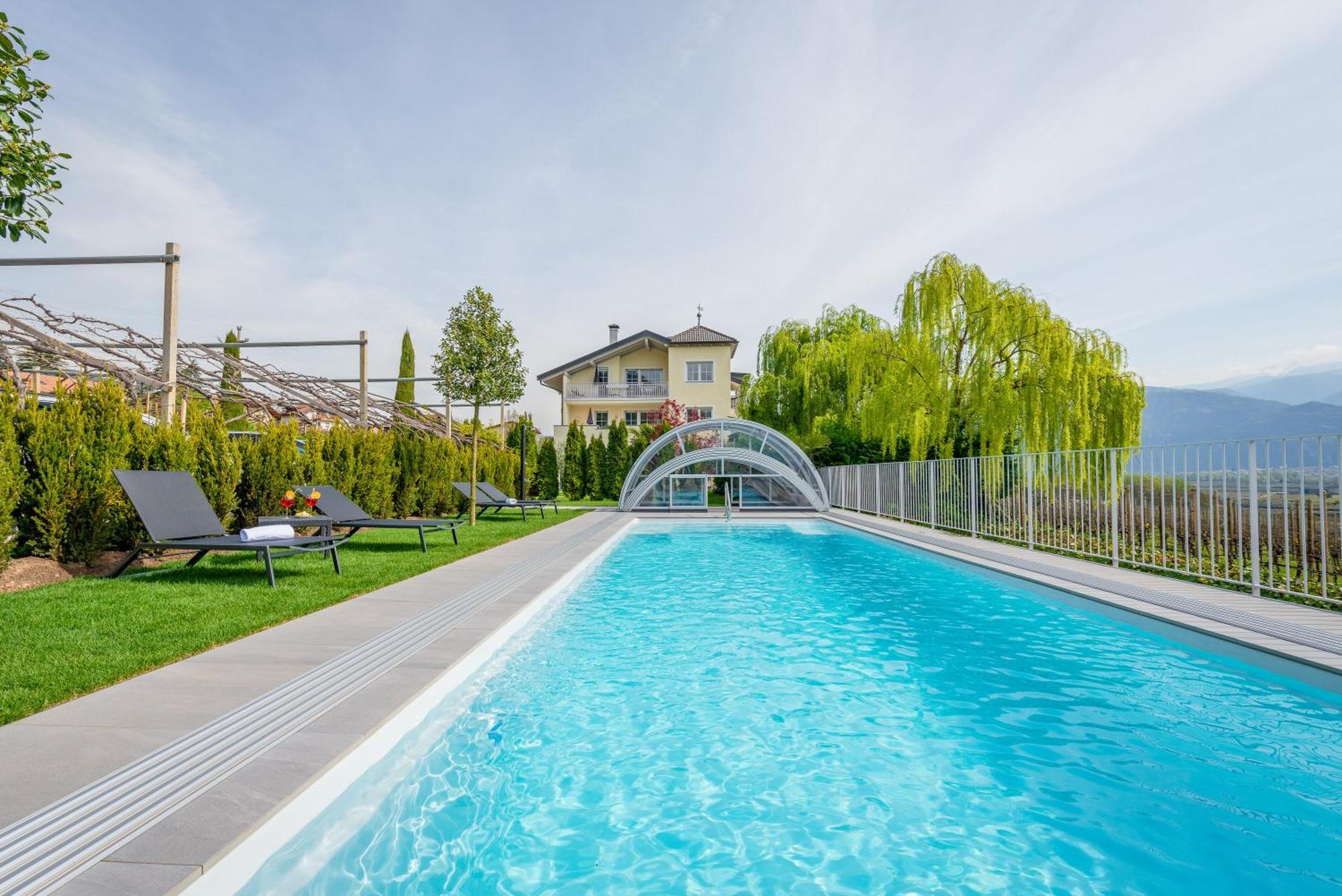 Quellenhof Apartment Термено Екстериор снимка